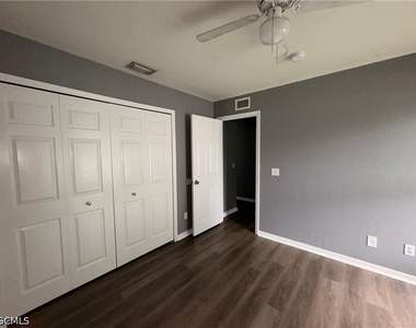 1127 Diplomat Parkway E - Photo Thumbnail 6