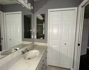 1127 Diplomat Parkway E - Photo Thumbnail 10