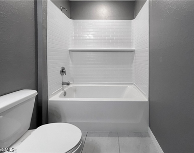 3107 35th Street W - Photo Thumbnail 25