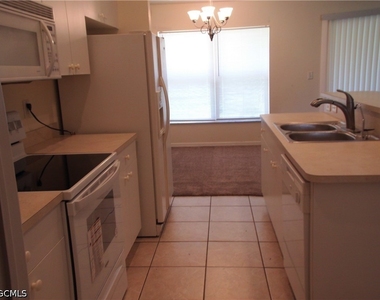 1117 Venetia Street - Photo Thumbnail 4