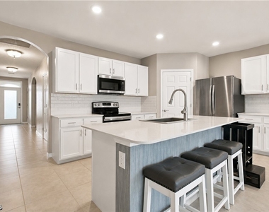 2708 Foralesca Court - Photo Thumbnail 7