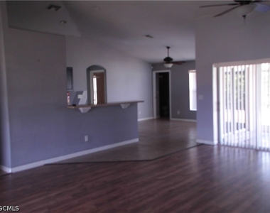 2709 37th Street Sw - Photo Thumbnail 1