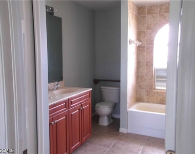 2709 37th Street Sw - Photo Thumbnail 11