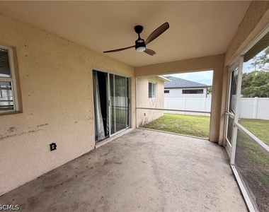 302 Nw 2nd Place - Photo Thumbnail 12
