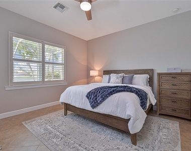 5709 Calmar Breeze Lane - Photo Thumbnail 16