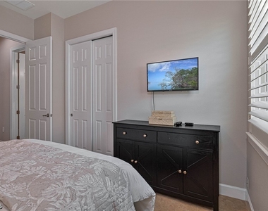 5709 Calmar Breeze Lane - Photo Thumbnail 21