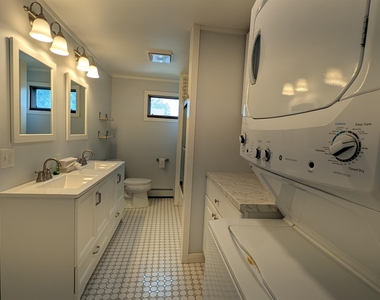 200 South Main - Photo Thumbnail 18
