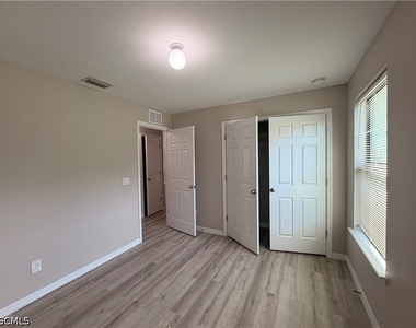 3607 E 18th Street - Photo Thumbnail 19