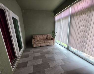 6004 Pecan Circle - Photo Thumbnail 2