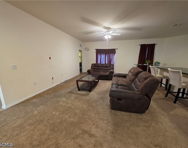 6004 Pecan Circle - Photo Thumbnail 5