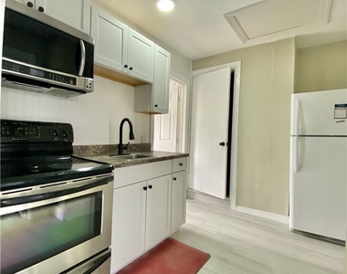 2222 Unity Avenue - Photo Thumbnail 7