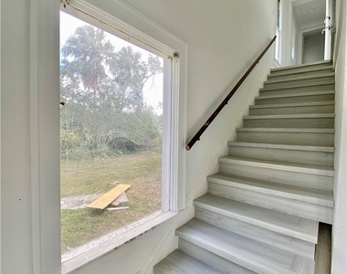 2222 Unity Avenue - Photo Thumbnail 4
