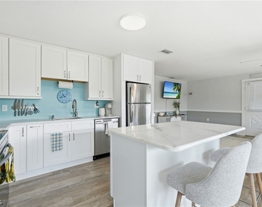 2691 Geary Street - Photo Thumbnail 33