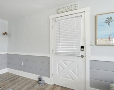 2691 Geary Street - Photo Thumbnail 27