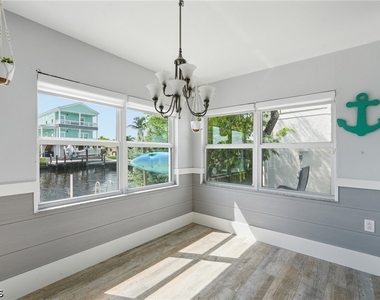 2691 Geary Street - Photo Thumbnail 10
