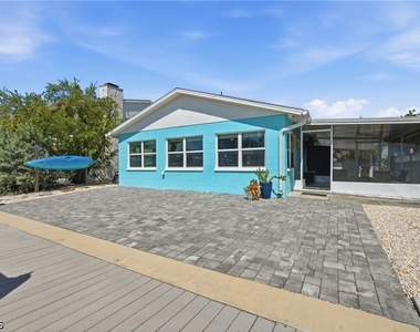 2691 Geary Street - Photo Thumbnail 34