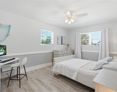 2691 Geary Street - Photo Thumbnail 12