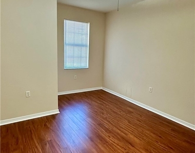 4380 Lazio Way - Photo Thumbnail 22