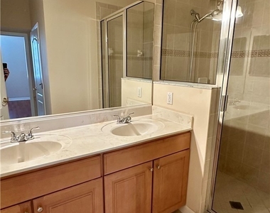4380 Lazio Way - Photo Thumbnail 33