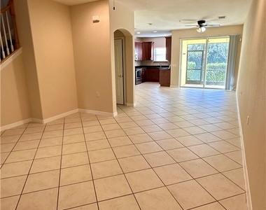 4380 Lazio Way - Photo Thumbnail 8