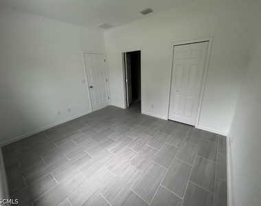 1141 Columbo Avenue S - Photo Thumbnail 20