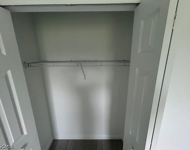 1141 Columbo Avenue S - Photo Thumbnail 17