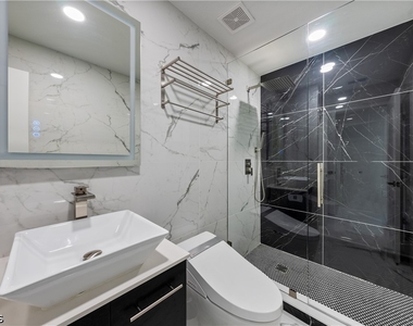 9419 Ivy Brook Run - Photo Thumbnail 23