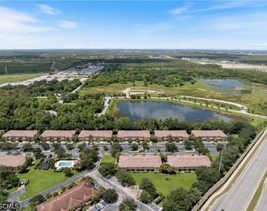 9419 Ivy Brook Run - Photo Thumbnail 5