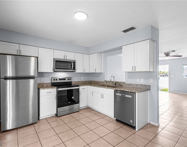 4448 Frankie Court - Photo Thumbnail 8