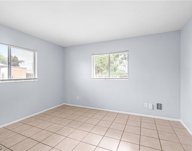 4448 Frankie Court - Photo Thumbnail 14
