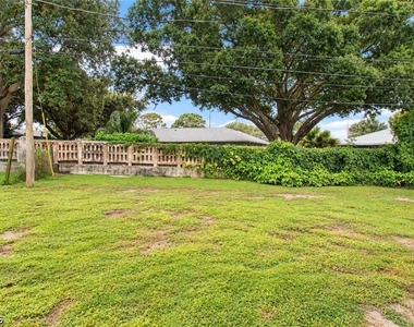 4444 Frankie Court - Photo Thumbnail 23