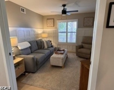 12250 Kelly Greens Boulevard - Photo Thumbnail 7