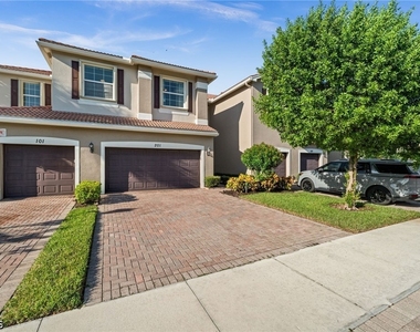 6533 Monterey Point - Photo Thumbnail 36