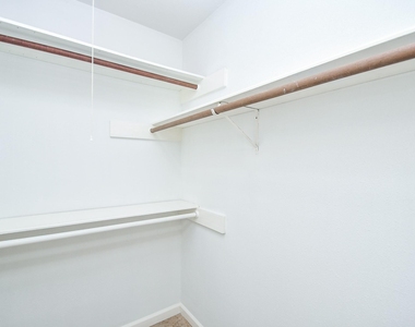 15919 Val Verde Drive - Photo Thumbnail 27