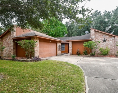 15919 Val Verde Drive - Photo Thumbnail 1