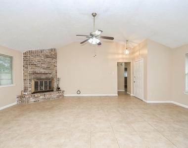 15919 Val Verde Drive - Photo Thumbnail 9
