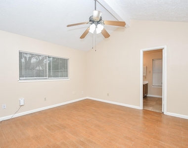 15919 Val Verde Drive - Photo Thumbnail 17