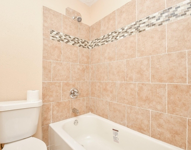15919 Val Verde Drive - Photo Thumbnail 16