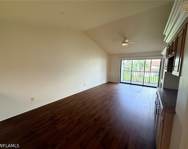4977 Pepper Circle - Photo Thumbnail 2