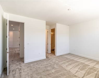 12813 Hawkins Drive - Photo Thumbnail 31