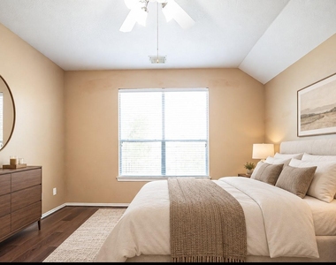 7318 Chasegrove Lane - Photo Thumbnail 20
