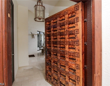 647 110th Avenue N - Photo Thumbnail 9