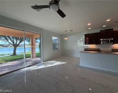 1484 Birdie Drive - Photo Thumbnail 2