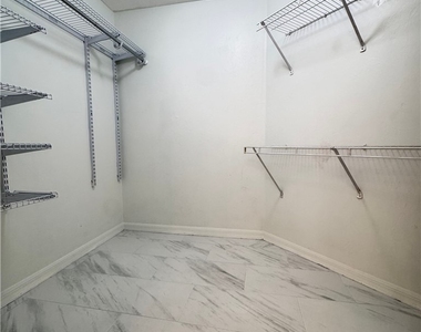 28251 Pine Haven Way - Photo Thumbnail 15