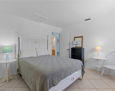 4241 Mariner Lane - Photo Thumbnail 7