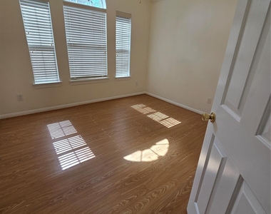 1313 Romero Drive - Photo Thumbnail 30