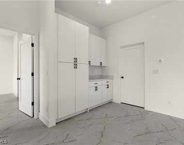 532 Lone Star Lane - Photo Thumbnail 28
