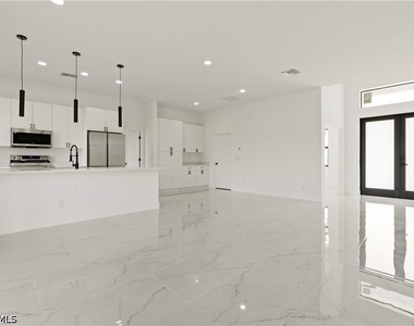 532 Lone Star Lane - Photo Thumbnail 13