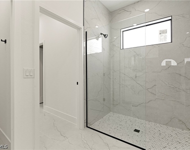 532 Lone Star Lane - Photo Thumbnail 32