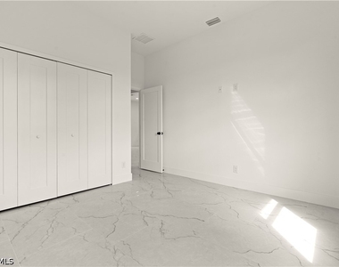 532 Lone Star Lane - Photo Thumbnail 21
